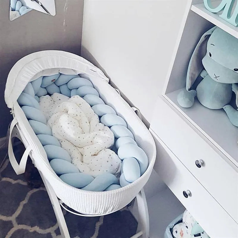 Braided Baby Bed Bumper – Soft Knot Crib Bumper for Infant Cradle Protection (1M–4M)
