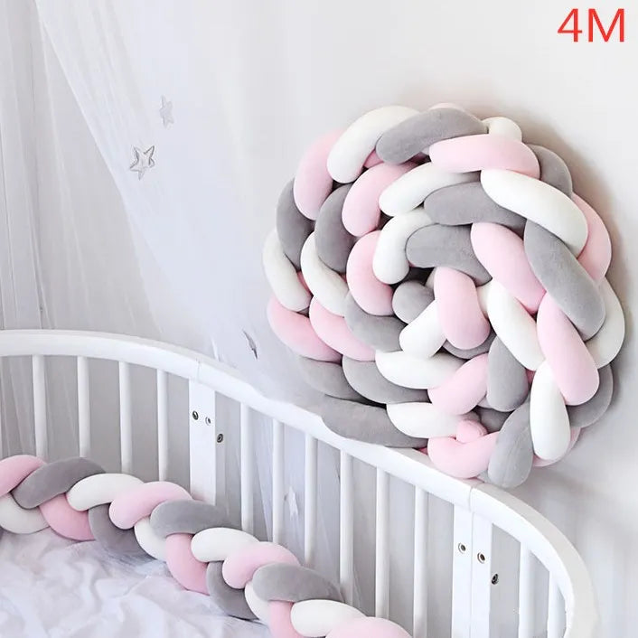 Braided Baby Bed Bumper – Soft Knot Crib Bumper for Infant Cradle Protection (1M–4M)